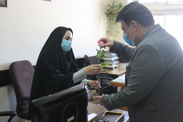تبریک روز کارمند