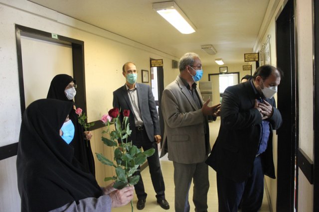 تبریک روز کارمند