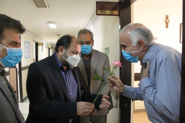 تبریک روز کارمند